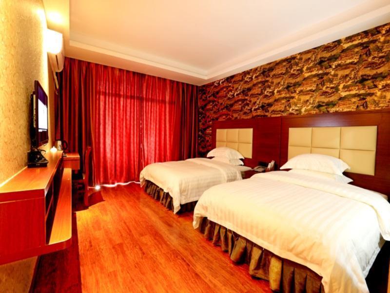 Zhangjiajie City Of Green Theme Hotel Wulingyuan Екстериор снимка